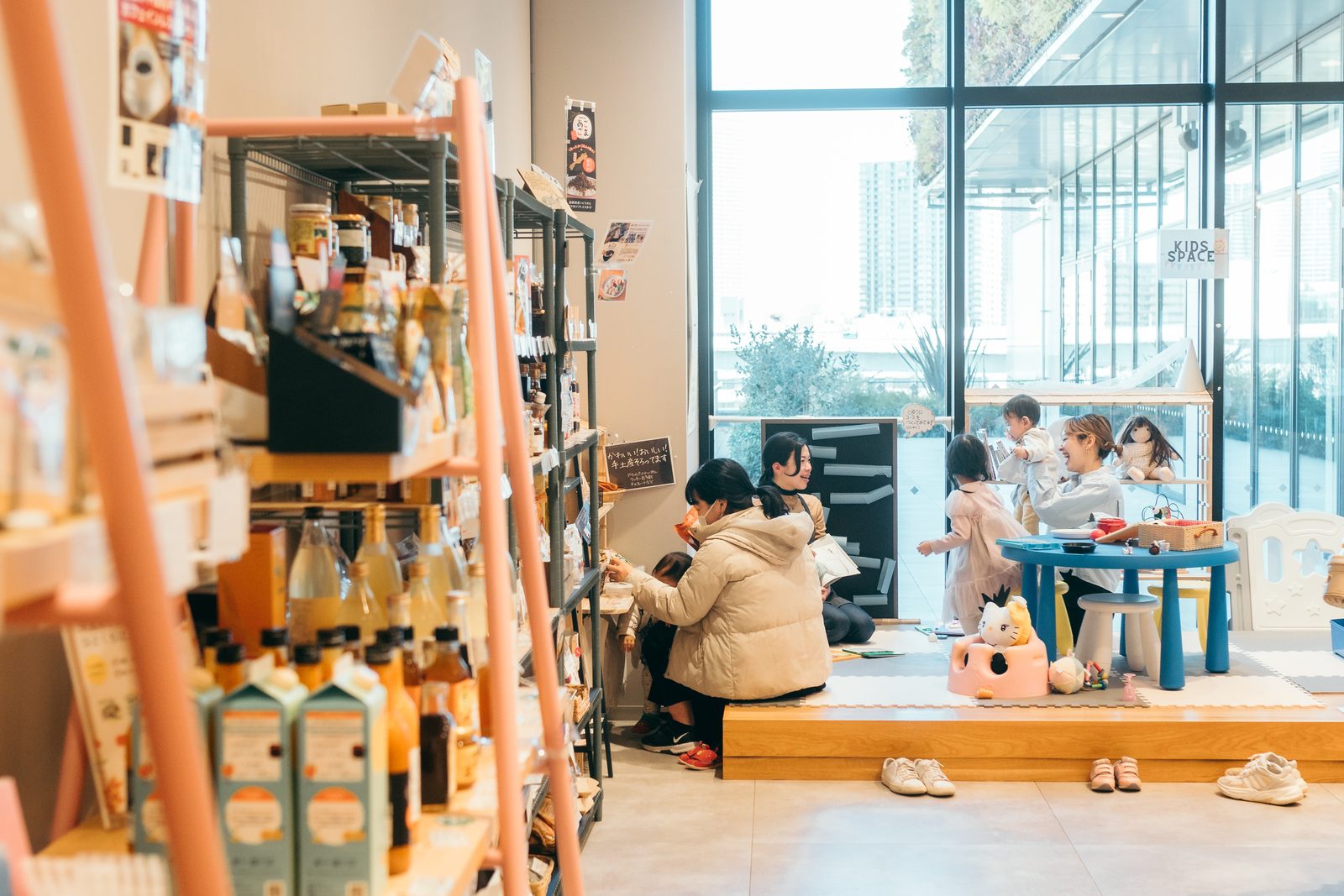 Tokyo Family Marche 店舗
